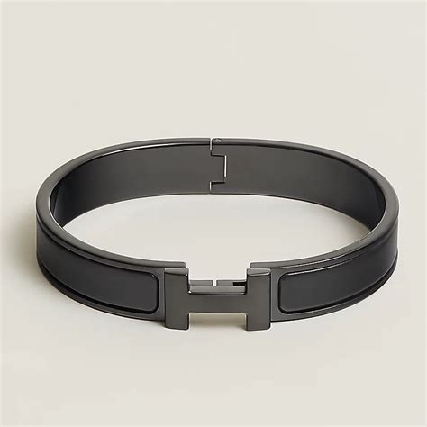 how to stack hermes bracelets|hermes black enamel bracelet.